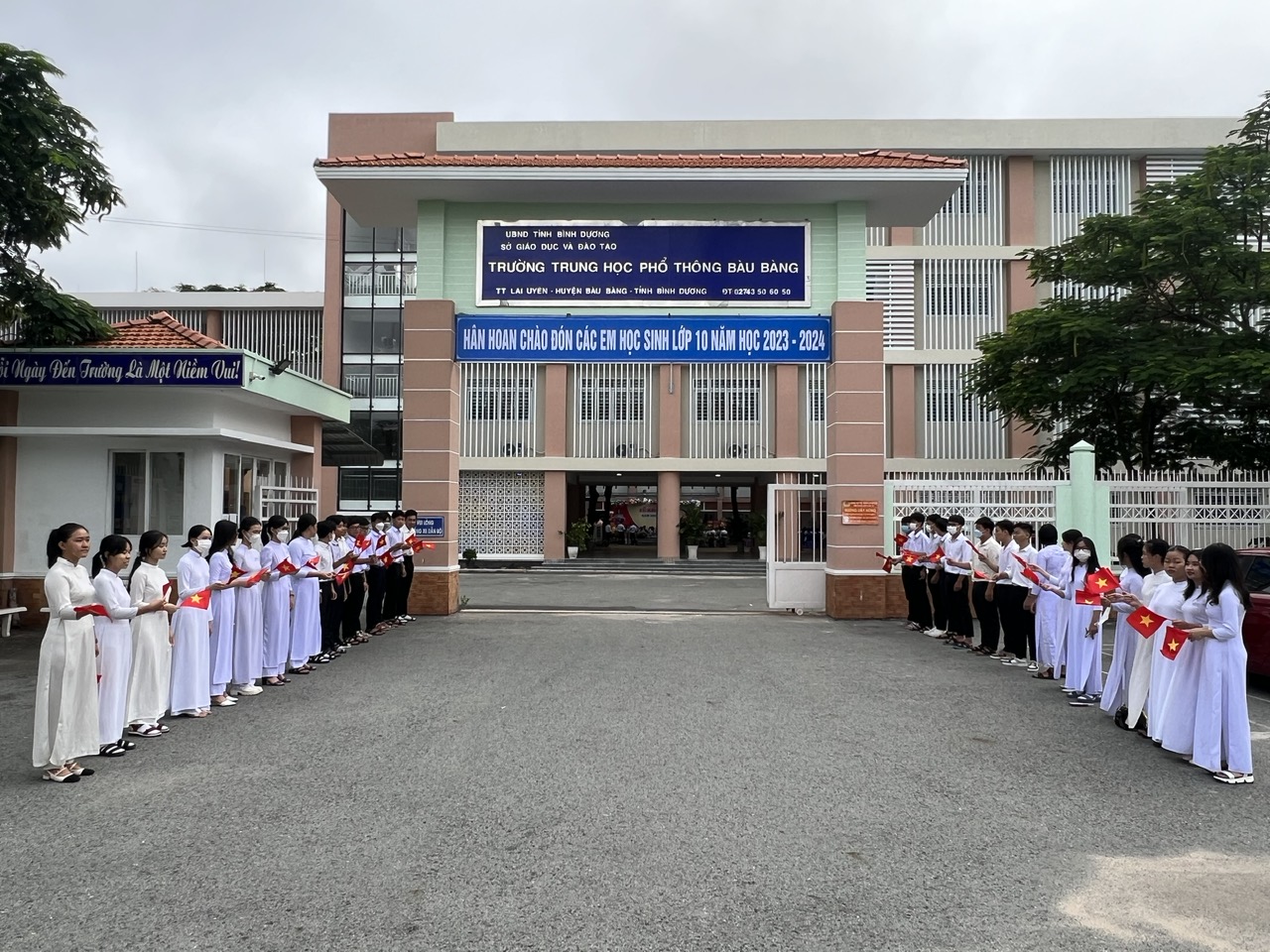 Trường THPT Bàu Bàng khai giảng năm học mới 2023 - 2024